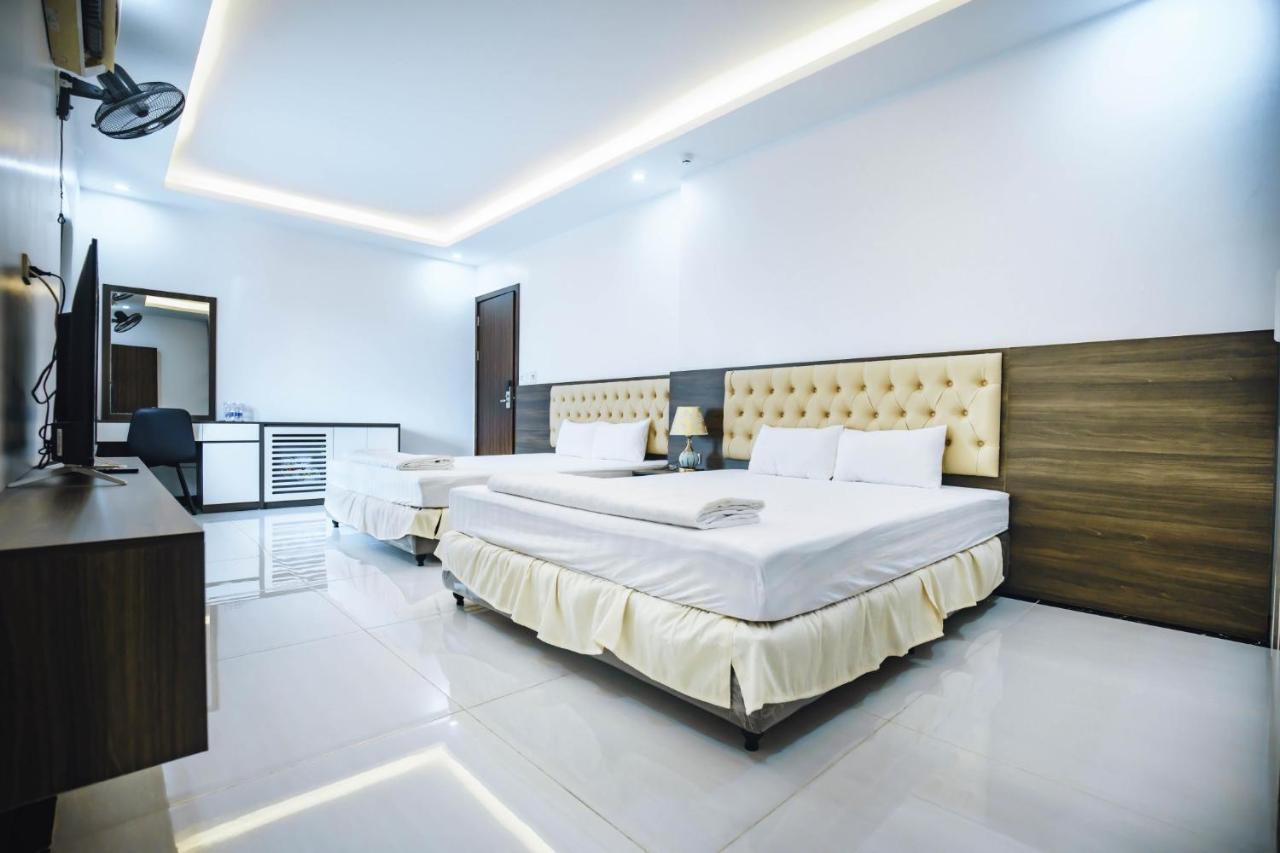 Khach San Hero Thanh Hoa Екстер'єр фото